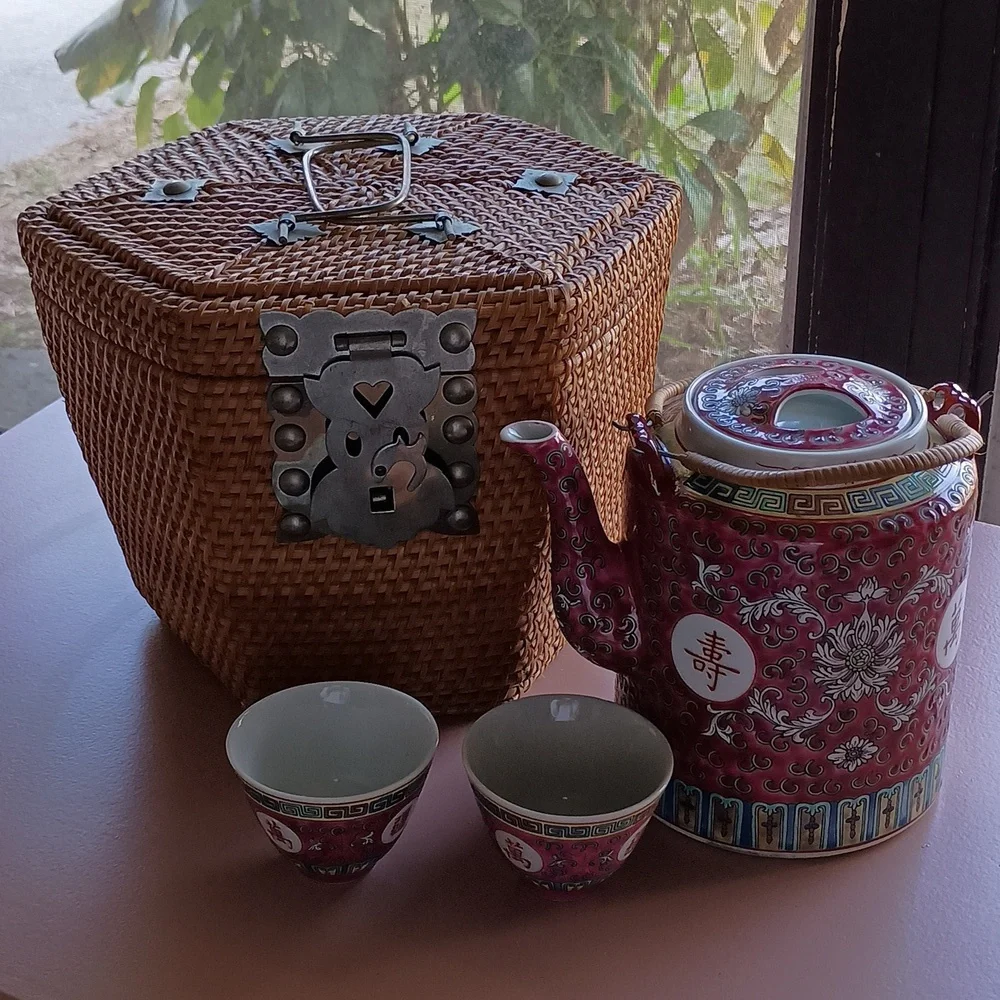 Chinese Famille Tea Set - Picture 13 of 14